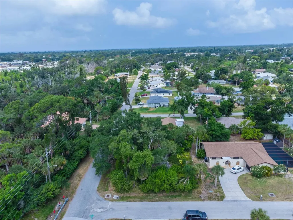 Lots 17108 & 17109 Valencia Road Venice FL 34293