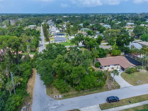 Lots 17108 & 17109 Valencia Road Venice FL 34293