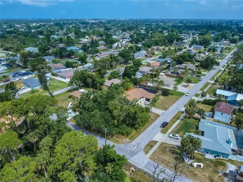 Lots 17108 & 17109 Valencia Road Venice FL 34293