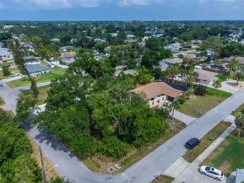 Lots 17108 & 17109 Valencia Road Venice FL 34293