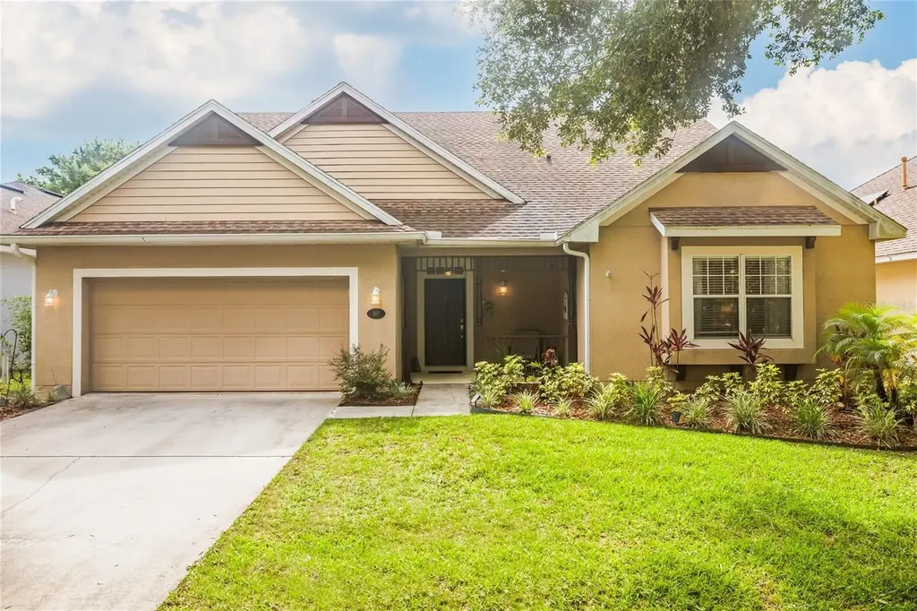 307 Ravenshill Way Deland FL 32724