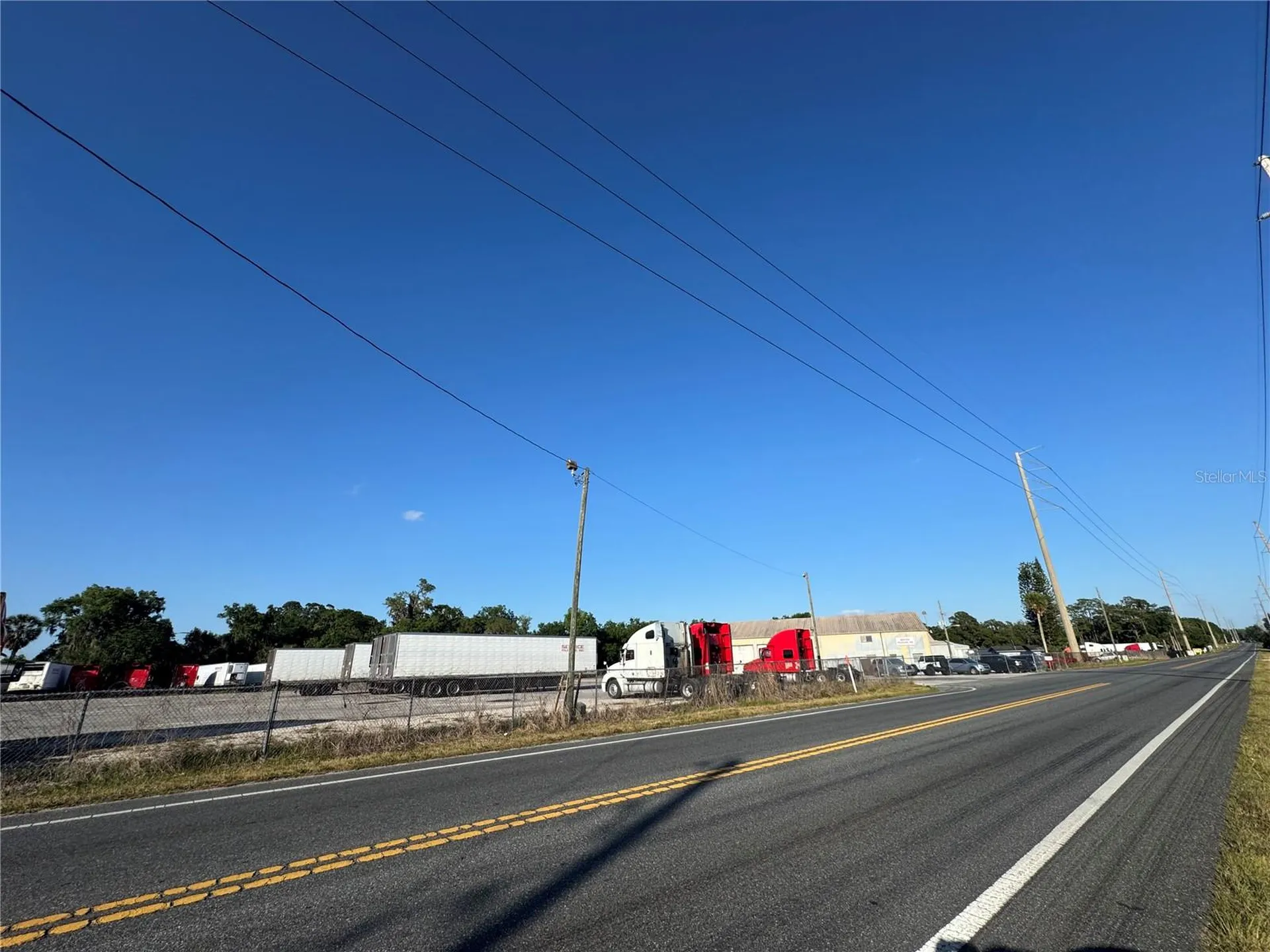 14439 Cr-44 Grand Island FL 32735