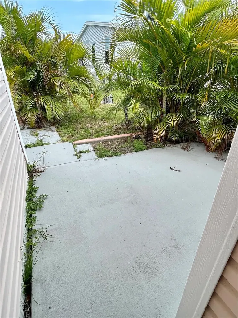 34091 Alamanda Drive N Pinellas Park FL 33781