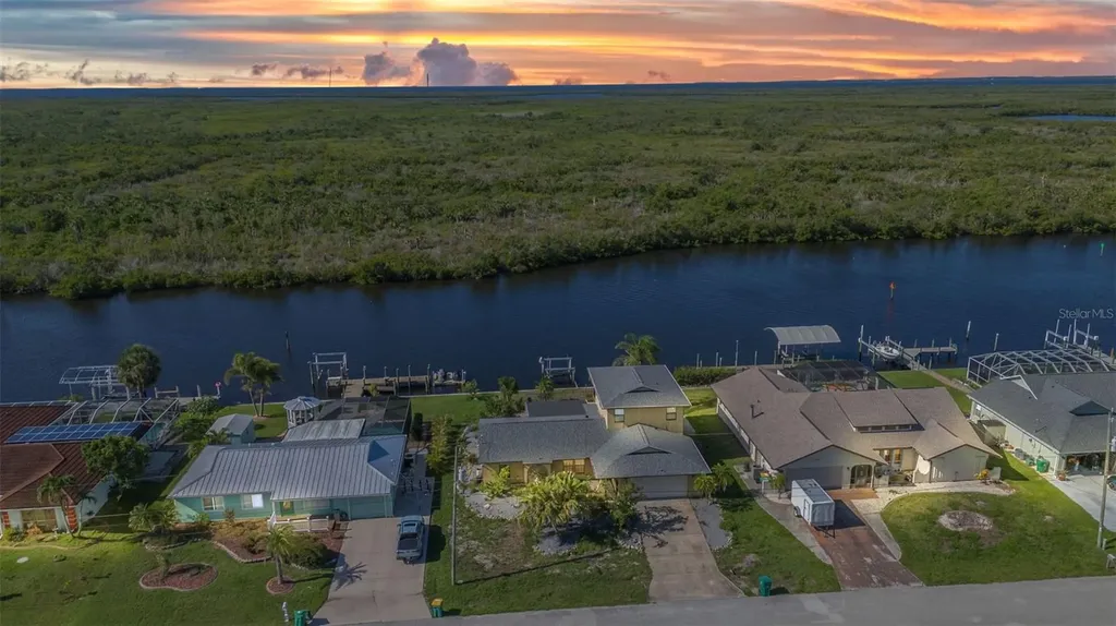 18566 Arapahoe Circle Port Charlotte FL 33948