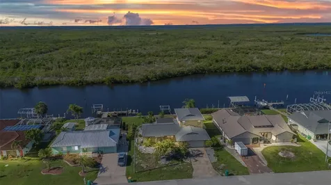 18566 Arapahoe Circle Port Charlotte FL 33948