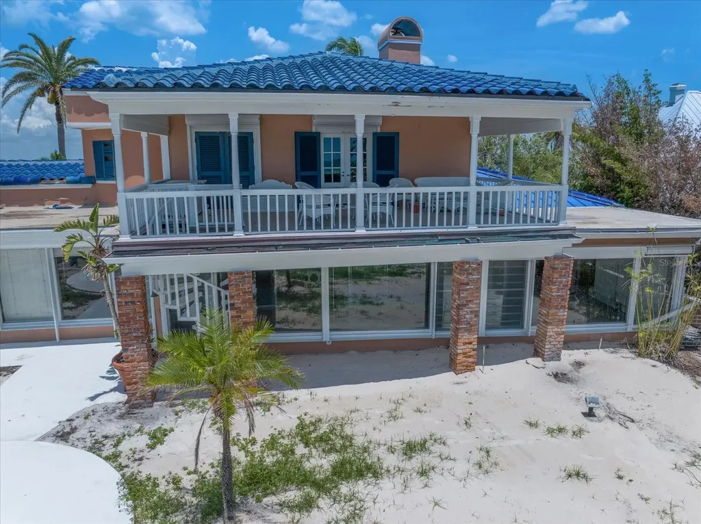 1114 Mandalay Point Clearwater Beach FL 33767