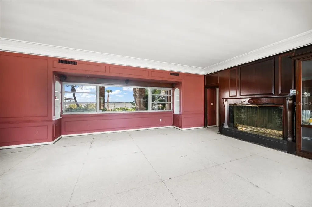 1114 Mandalay Point Clearwater Beach FL 33767