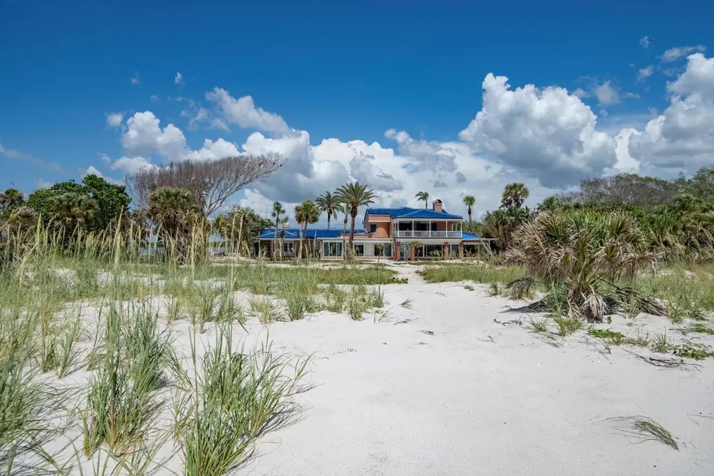 1114 Mandalay Point Clearwater Beach FL 33767