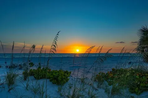 1114 Mandalay Point Clearwater Beach FL 33767
