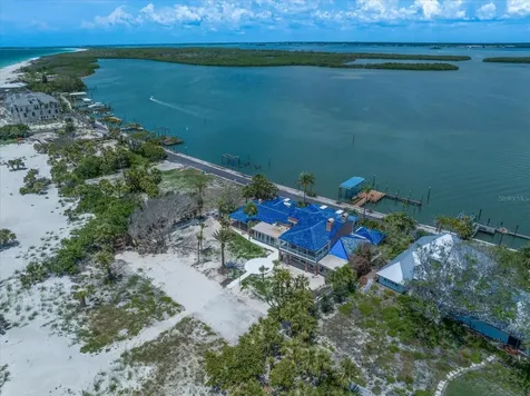 1114 Mandalay Point Clearwater Beach FL 33767