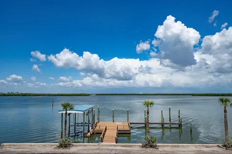 1114 Mandalay Point Clearwater Beach FL 33767