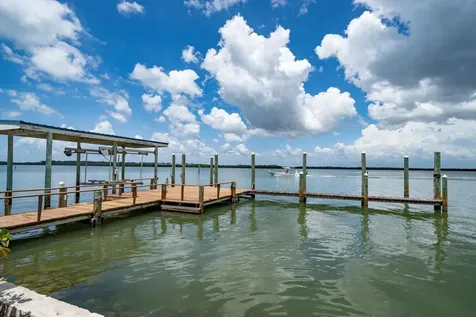 1114 Mandalay Point Clearwater Beach FL 33767