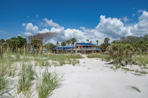 1114 Mandalay Point Clearwater Beach FL 33767