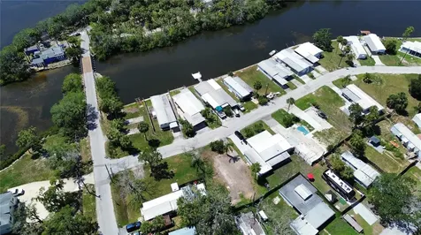 6828 Edgewater Drive New Port Richey FL 34652