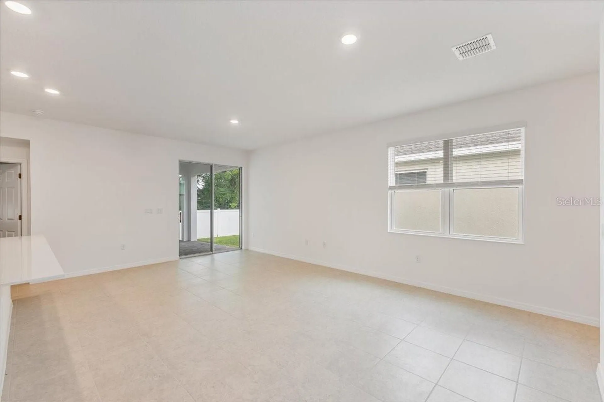 1202 Atlantic Avenue Fruitland Park FL 34731