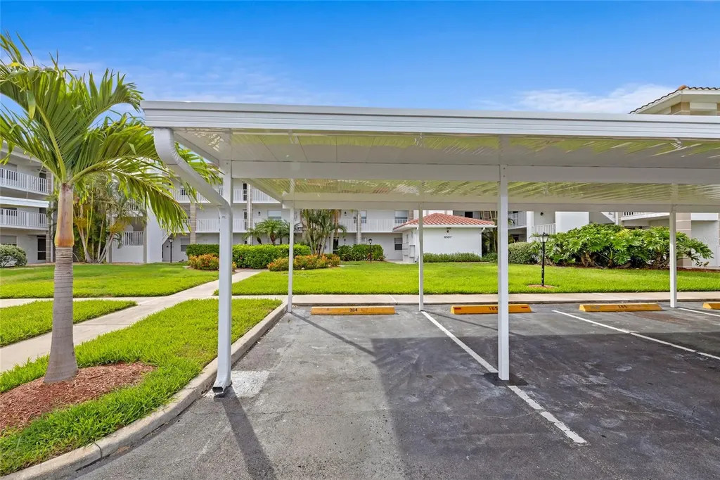 6507 Stone River Road Bradenton FL 34203
