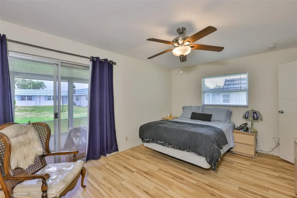 301 Kings Boulevard Sun City Center FL 33573
