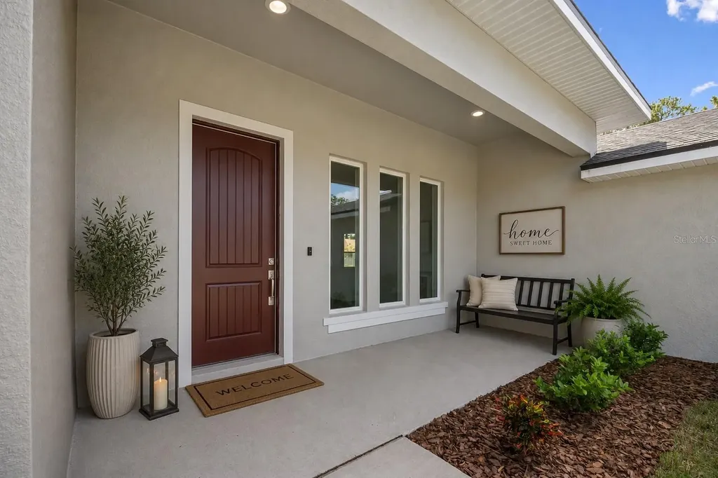 52 Pershing Lane Palm Coast FL 32164