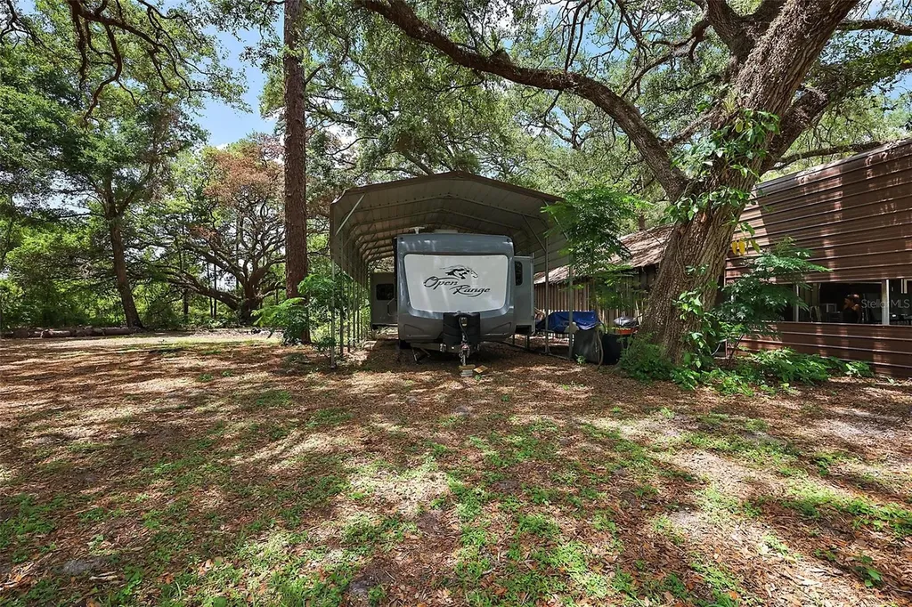 672 E Belt Avenue Bushnell FL 33513