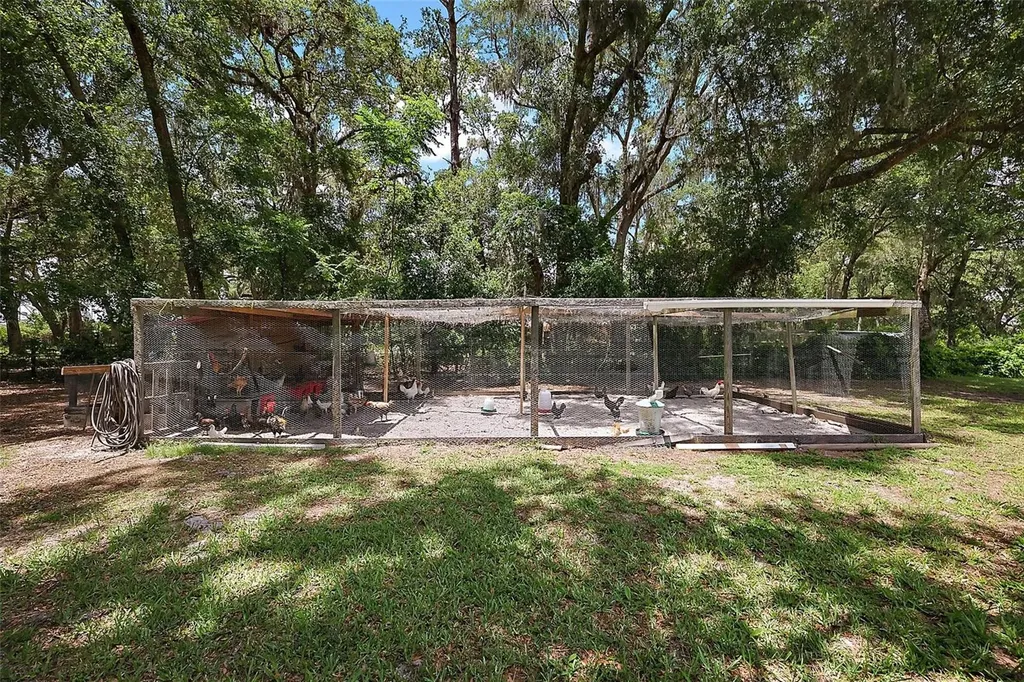 672 E Belt Avenue Bushnell FL 33513