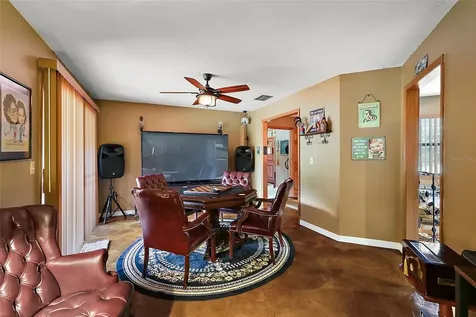 672 E Belt Avenue Bushnell FL 33513