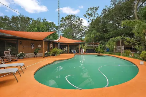 672 E Belt Avenue Bushnell FL 33513