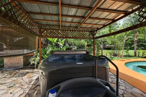 672 E Belt Avenue Bushnell FL 33513