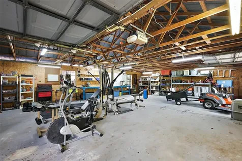 672 E Belt Avenue Bushnell FL 33513