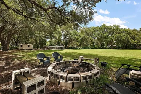 672 E Belt Avenue Bushnell FL 33513