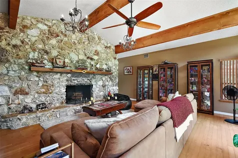 672 E Belt Avenue Bushnell FL 33513