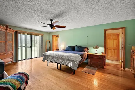 672 E Belt Avenue Bushnell FL 33513