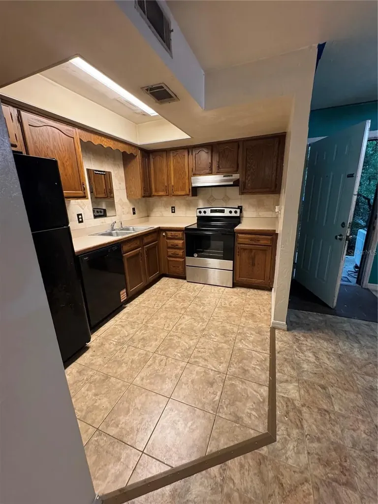 1515 NW 29th Road Gainesville FL 32605