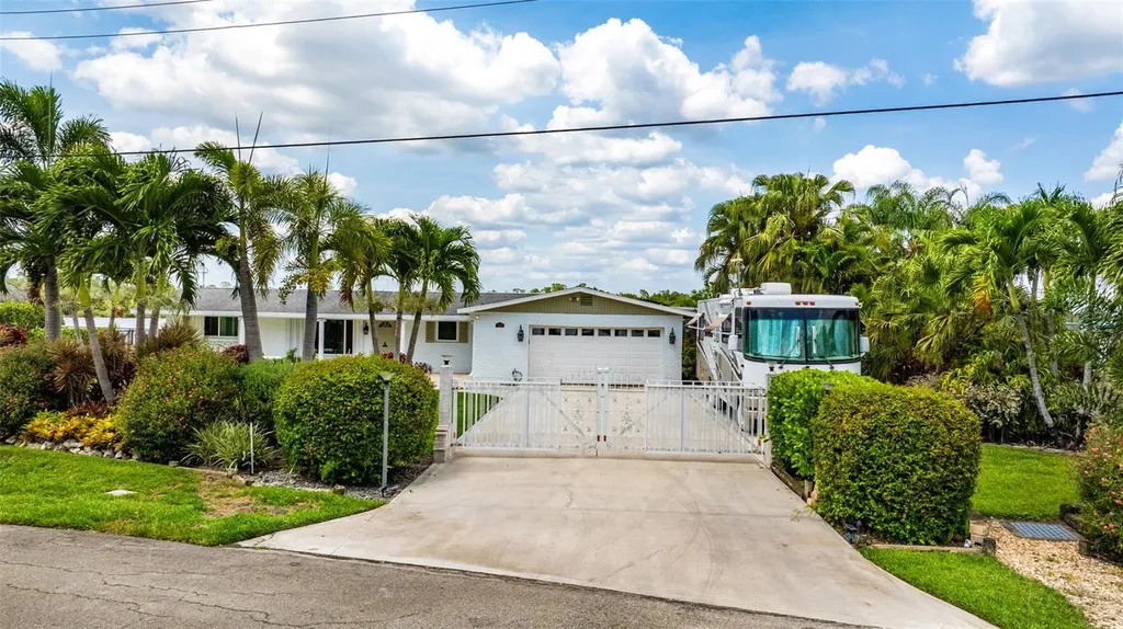 14544 Riverside Drive Fort Myers FL 33905