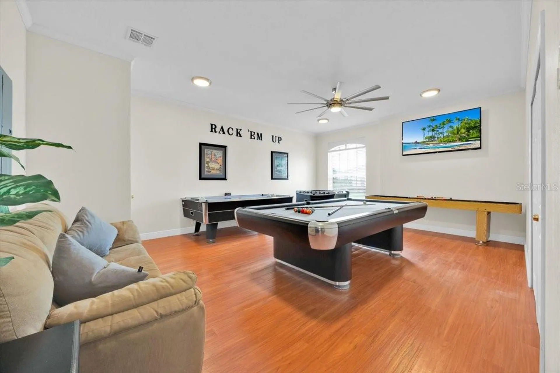 160 Calabay Parc Boulevard Davenport FL 33897