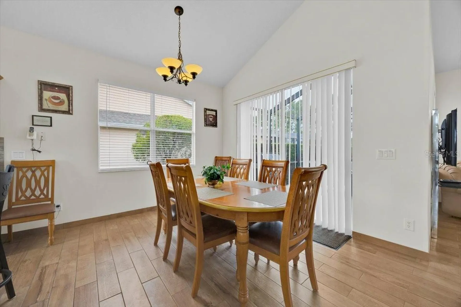 160 Calabay Parc Boulevard Davenport FL 33897