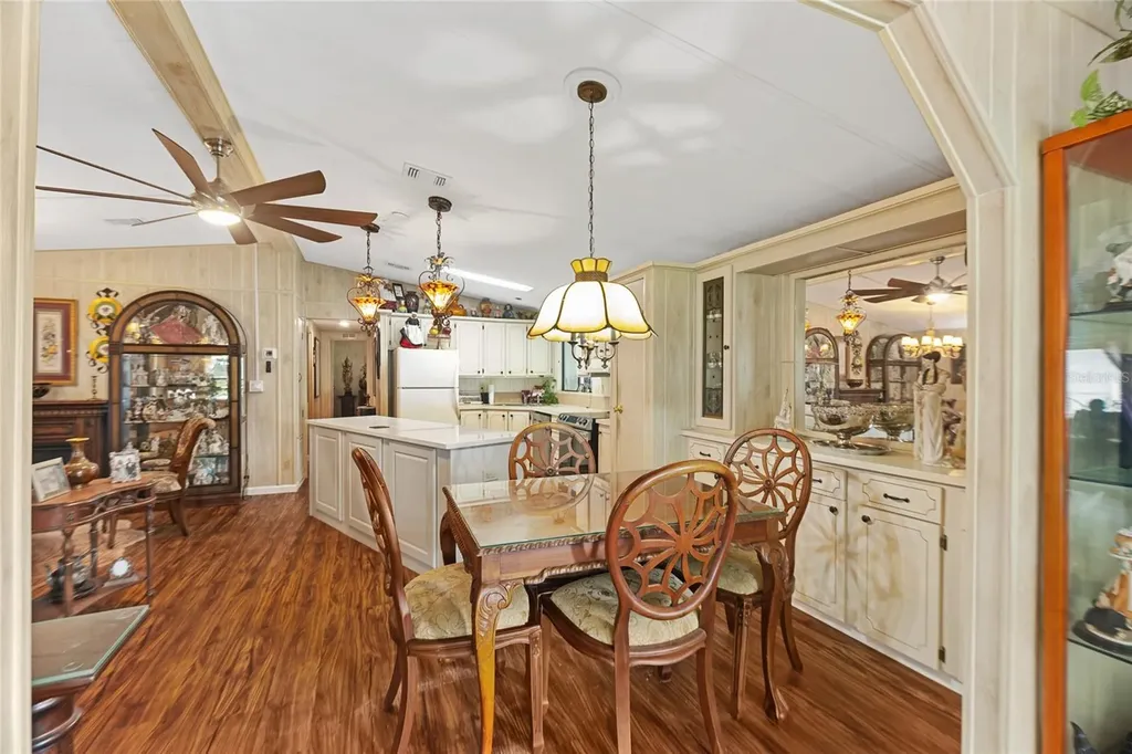 2002 S Citrus Circle Zellwood FL 32798