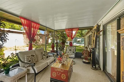 2002 S Citrus Circle Zellwood FL 32798