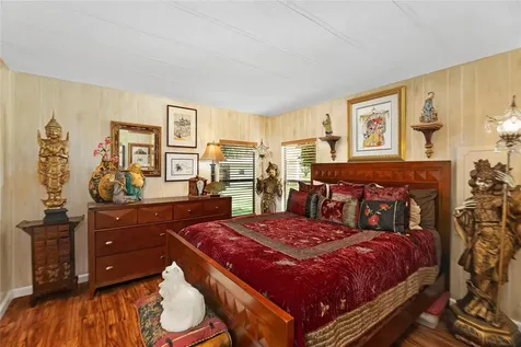 2002 S Citrus Circle Zellwood FL 32798