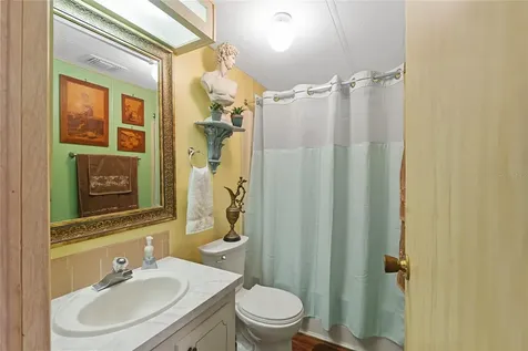 2002 S Citrus Circle Zellwood FL 32798