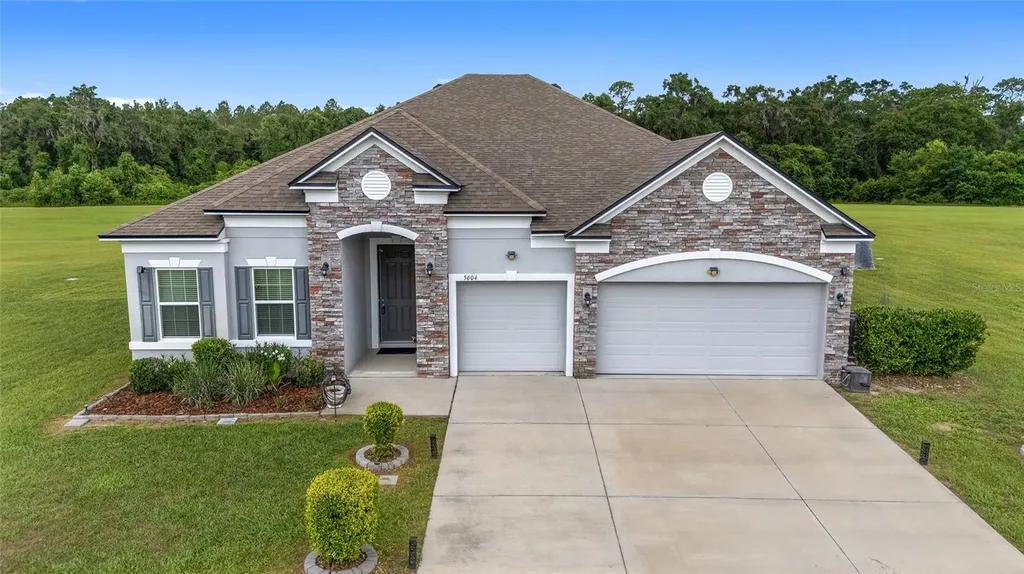 5604 SW 215th Terrace Newberry FL 32669