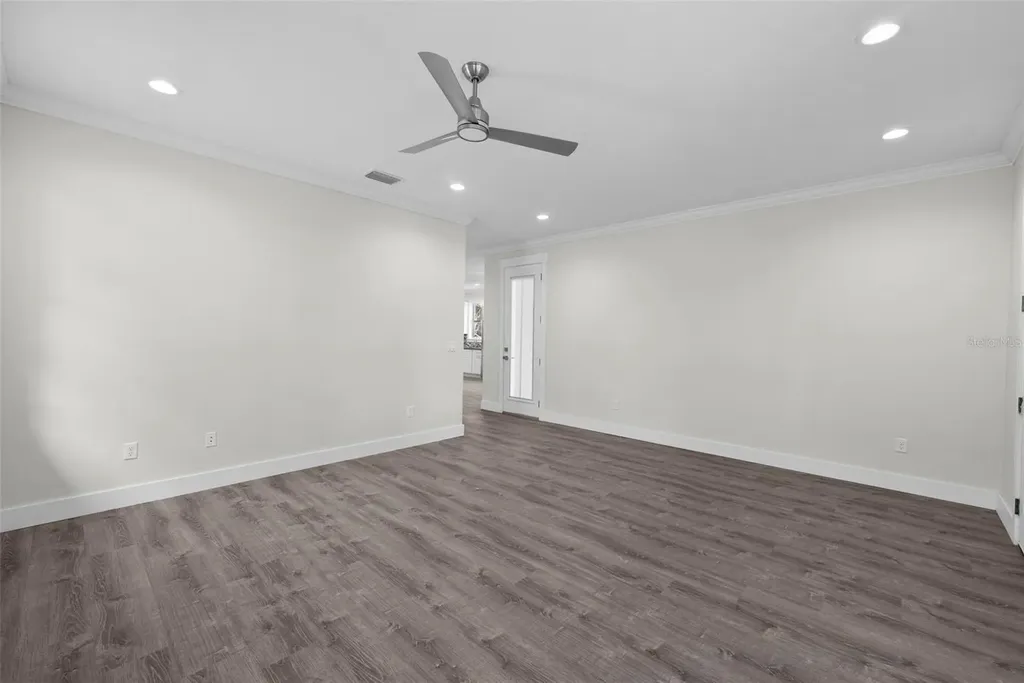 5707 N 20th Street Tampa FL 33610