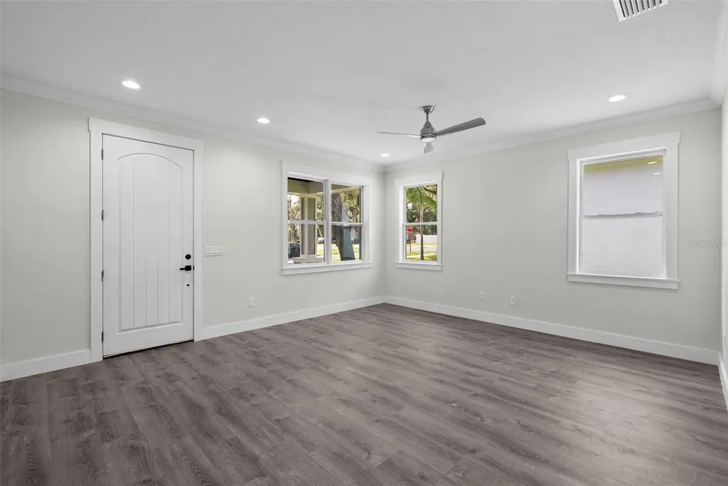 5707 N 20th Street Tampa FL 33610