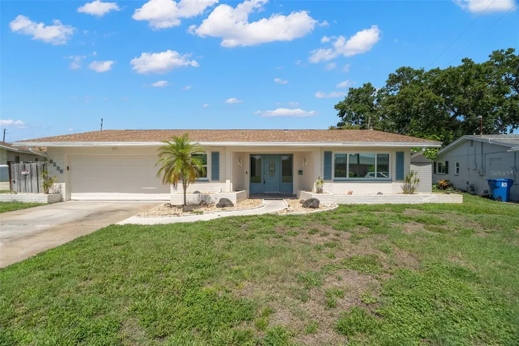 6236 17th Street S St Petersburg FL 33712