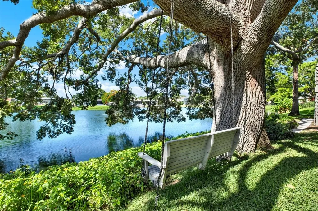 6561 Exeter Court Seminole FL 33772