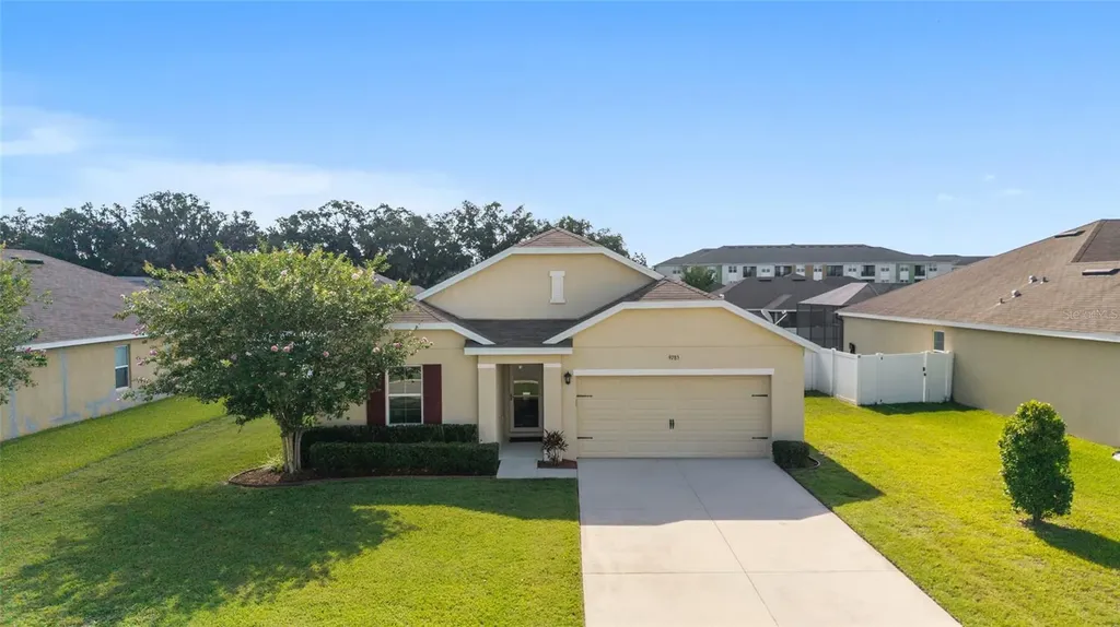 9785 Pepper Tree Trail Wildwood FL 34785