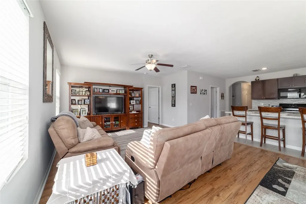 9785 Pepper Tree Trail Wildwood FL 34785