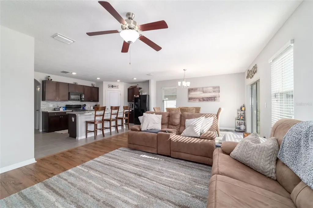 9785 Pepper Tree Trail Wildwood FL 34785