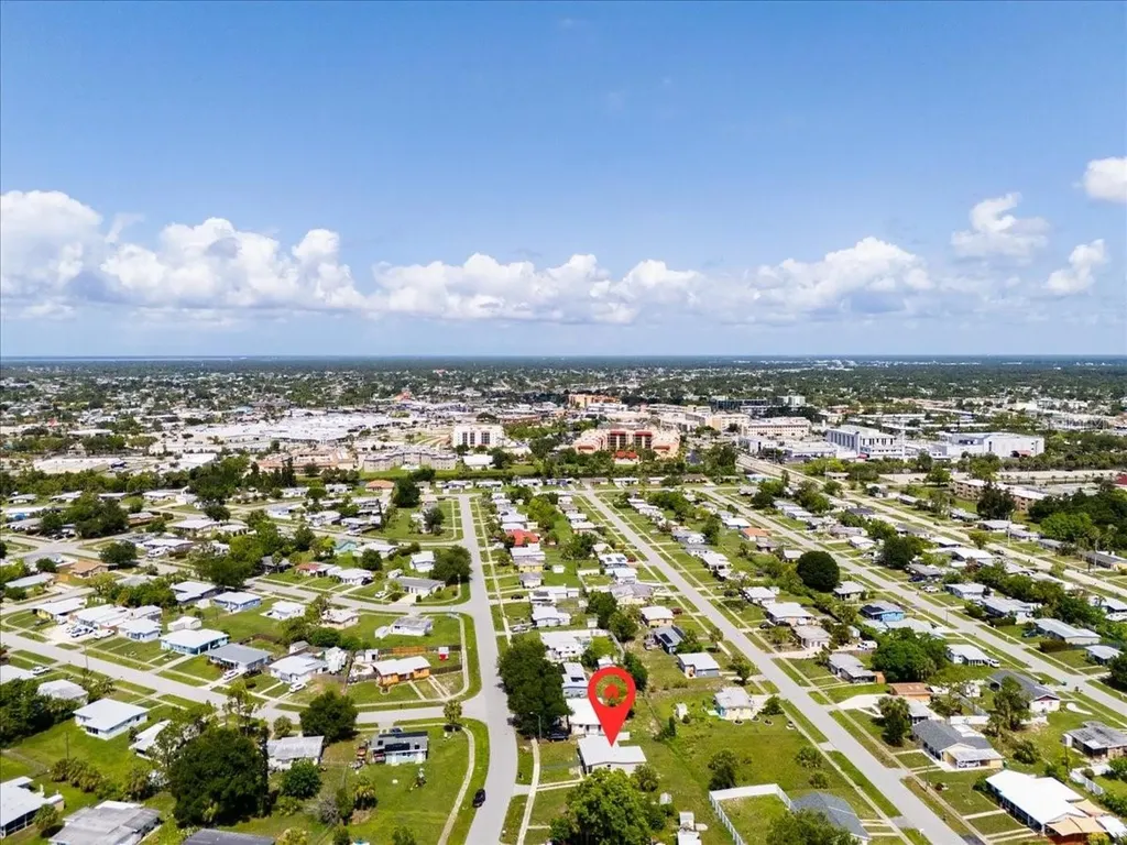 21536 Holdern Avenue Port Charlotte FL 33952