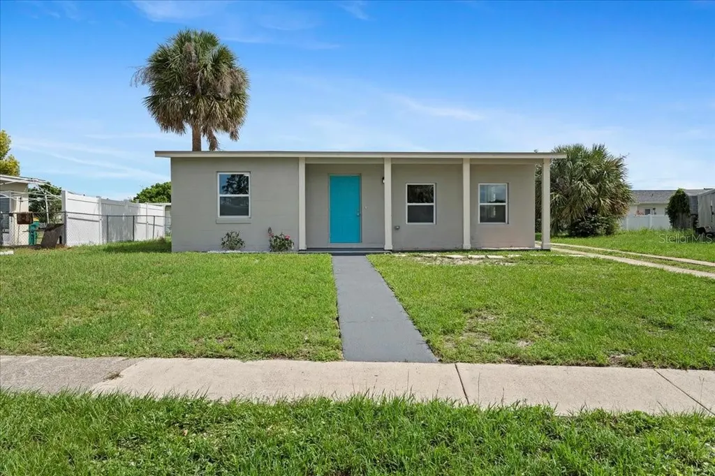 21536 Holdern Avenue Port Charlotte FL 33952