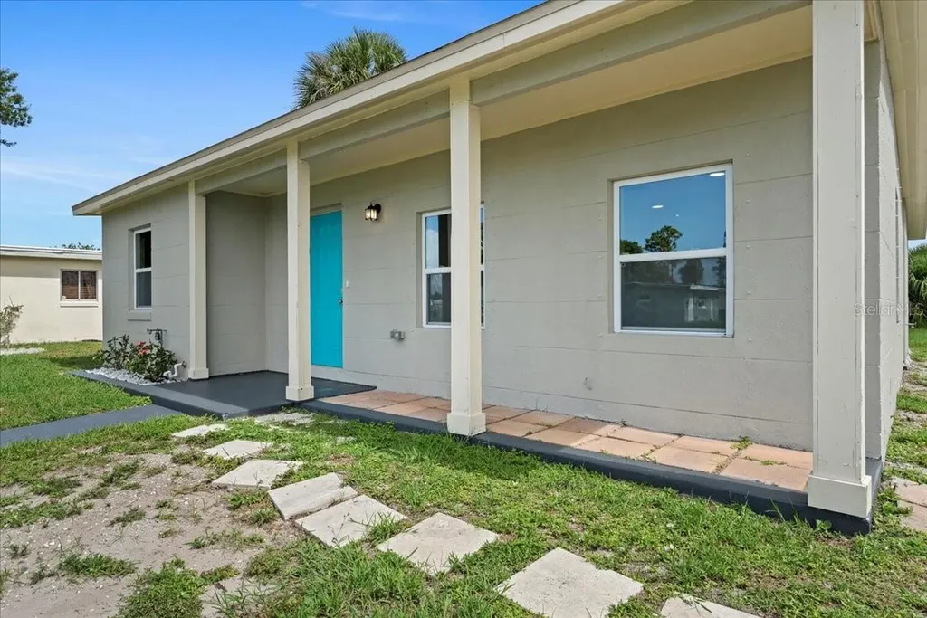 21536 Holdern Avenue Port Charlotte FL 33952